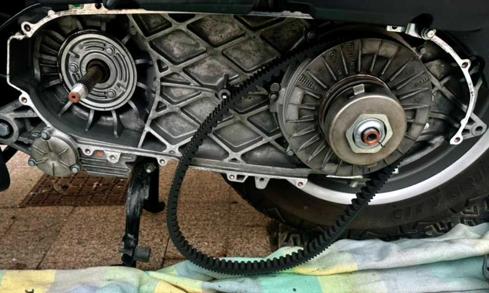 Dr Pulley Sliders in a Piaggio Beverly 400